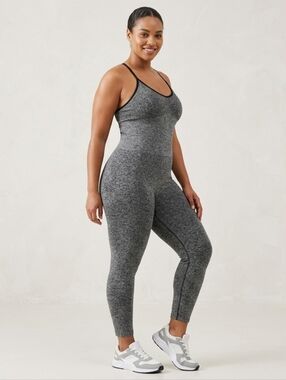 PINK Victoria’s Secret XXL Gray Black Seamless Workout Bodysuit yoga Baddie